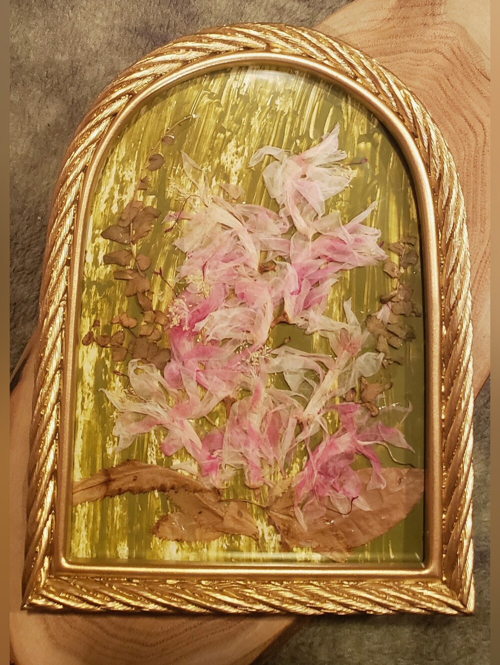 Beautiful Handmade Dried Plants / Flowers Wall Art / Picture / Decor In Frame